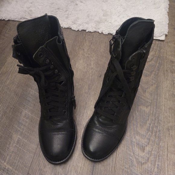 Chanel combat boots - Picture 1 of 11
